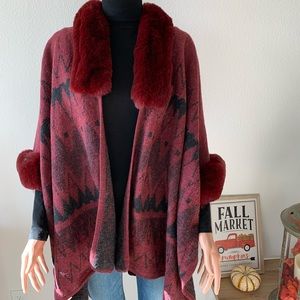 ❄️ Faux Fur Winter Poncho Cape (No Brand) ❄️